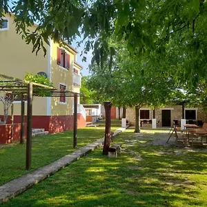 Gostinjska kuća Kuca Za Odmor Dolovi, Golubic (Zadar)