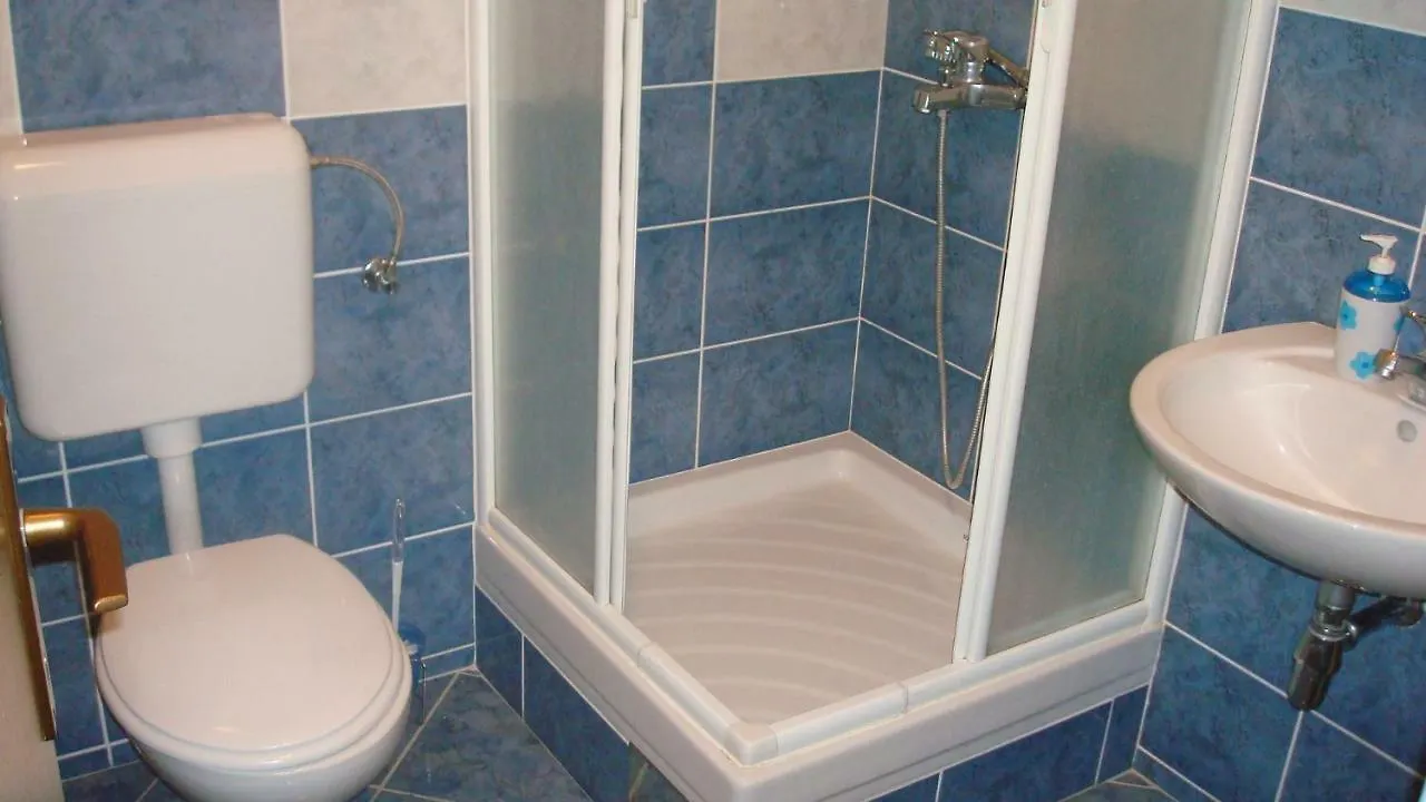 Guesthouse Villa Ljubica سولين